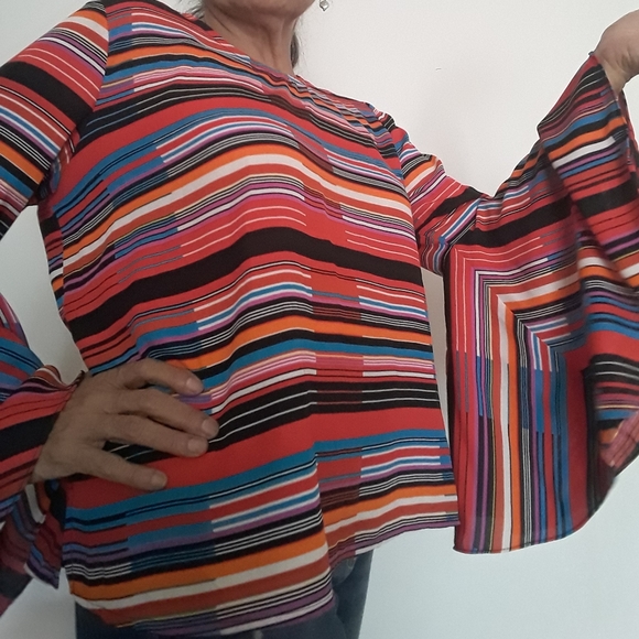 Multicolor Striped oversized bell sleeves blouse - Picture 2 of 7
